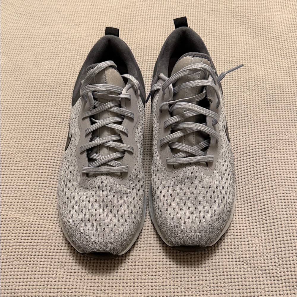 Nike Gray and Black Athletic Shoes - Picture 3 of 4